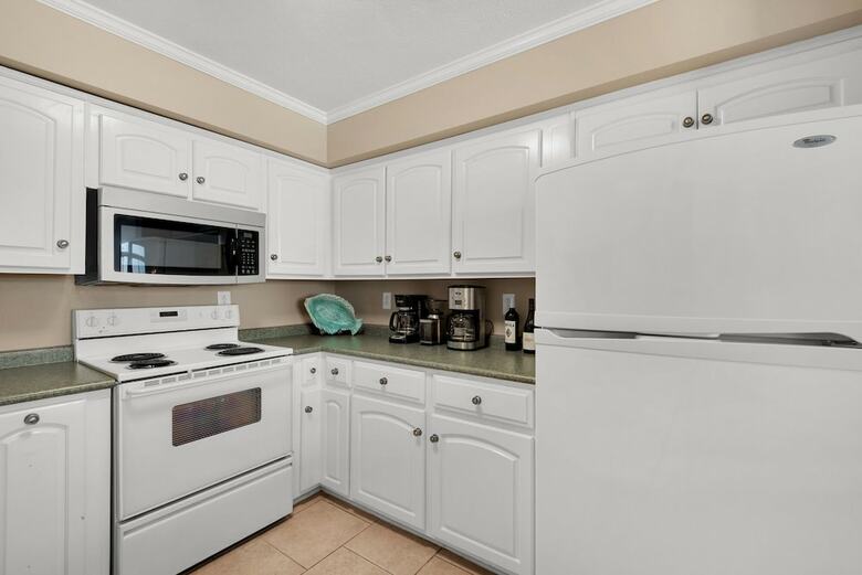 Seahorse Unit D - Three Bedroom Condo
