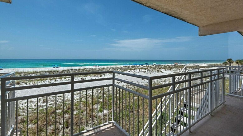 Seahorse Unit D - Three Bedroom Condo