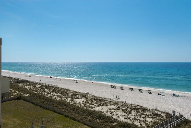 Regency Towers 702 West - Two Bedroom Condo
