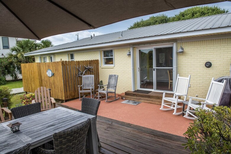 1006 Panferio Drive - Three Bedroom House