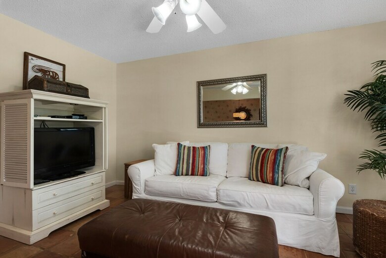 Labahia 123 - One Bedroom Condo