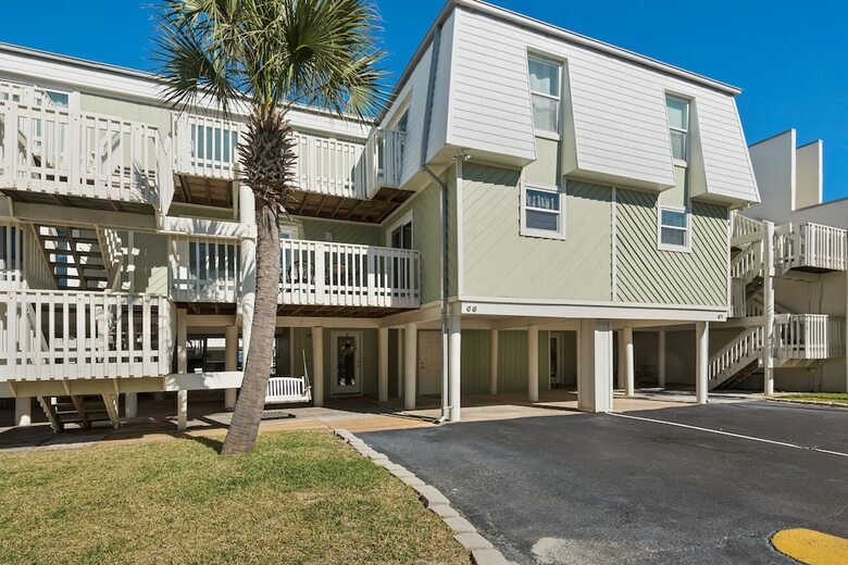 Boardwalk Unit C6 - Two Bedroom Condo