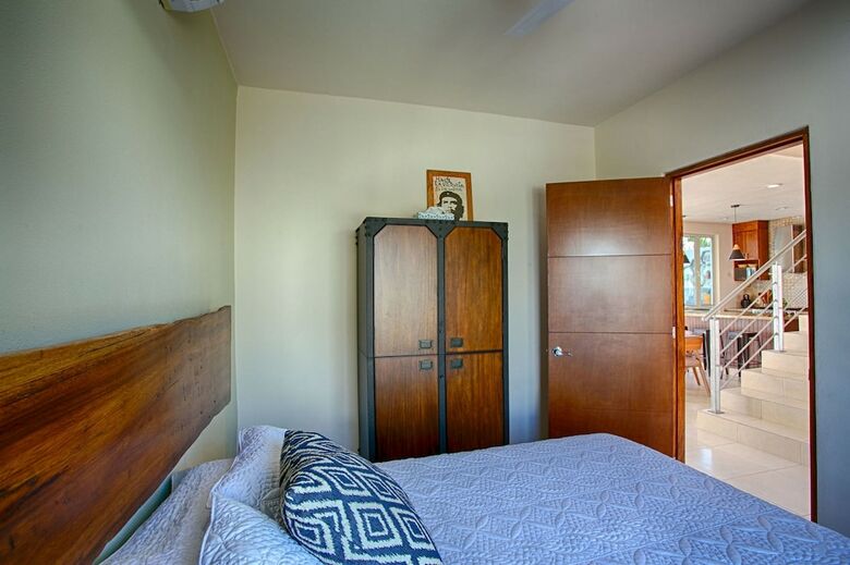 Los Cedros 32 4 Br By Casago