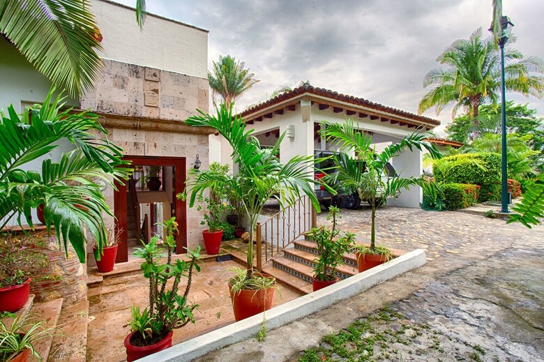 Ventanas Al Mar 4 Br By Casago