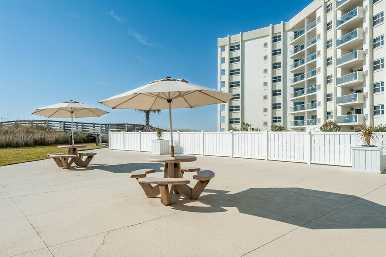 Regency Towers 703 West  - One Bedroom Condo