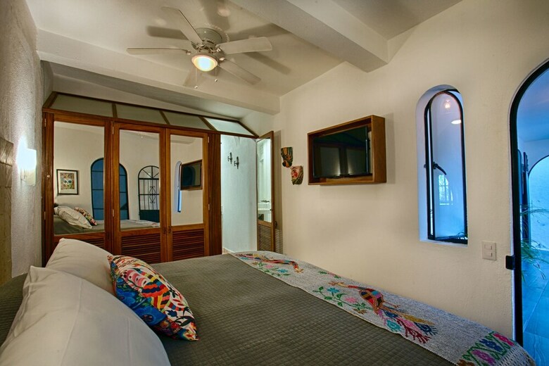 Casa Cielo 3 Br By Casago