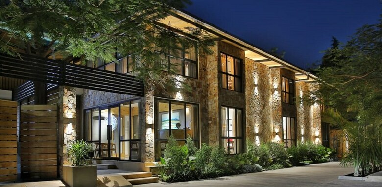 Hotel North House