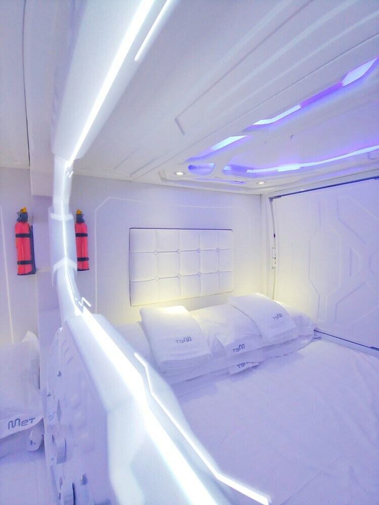 Met A Space Pod At Asoke