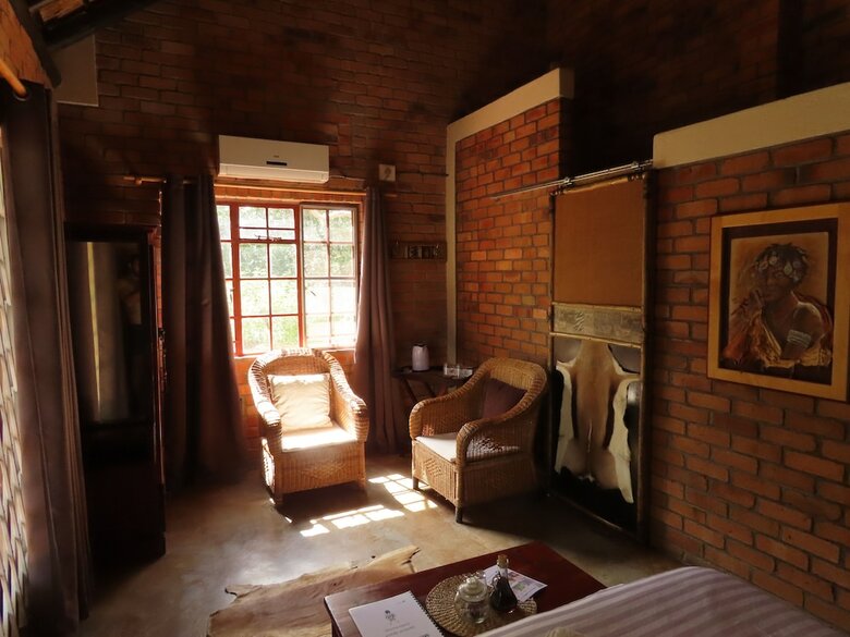 Bed & Breakfast Bush And Gables Lodge