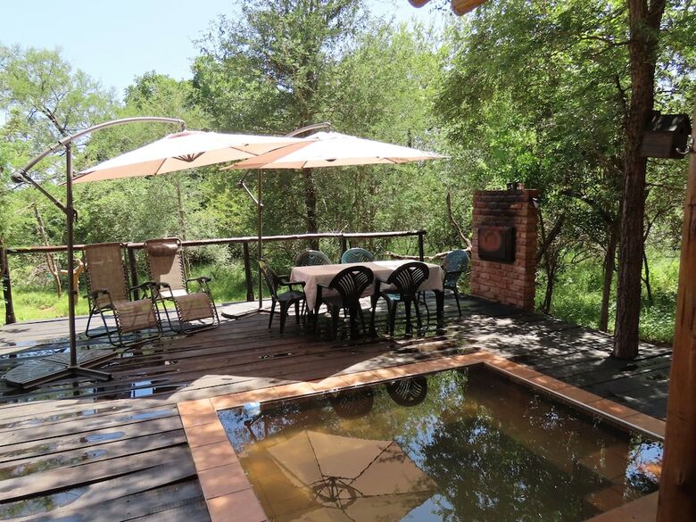 Bed & Breakfast Bush And Gables Lodge