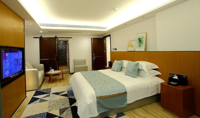 Lushan Xinyuan Hotel