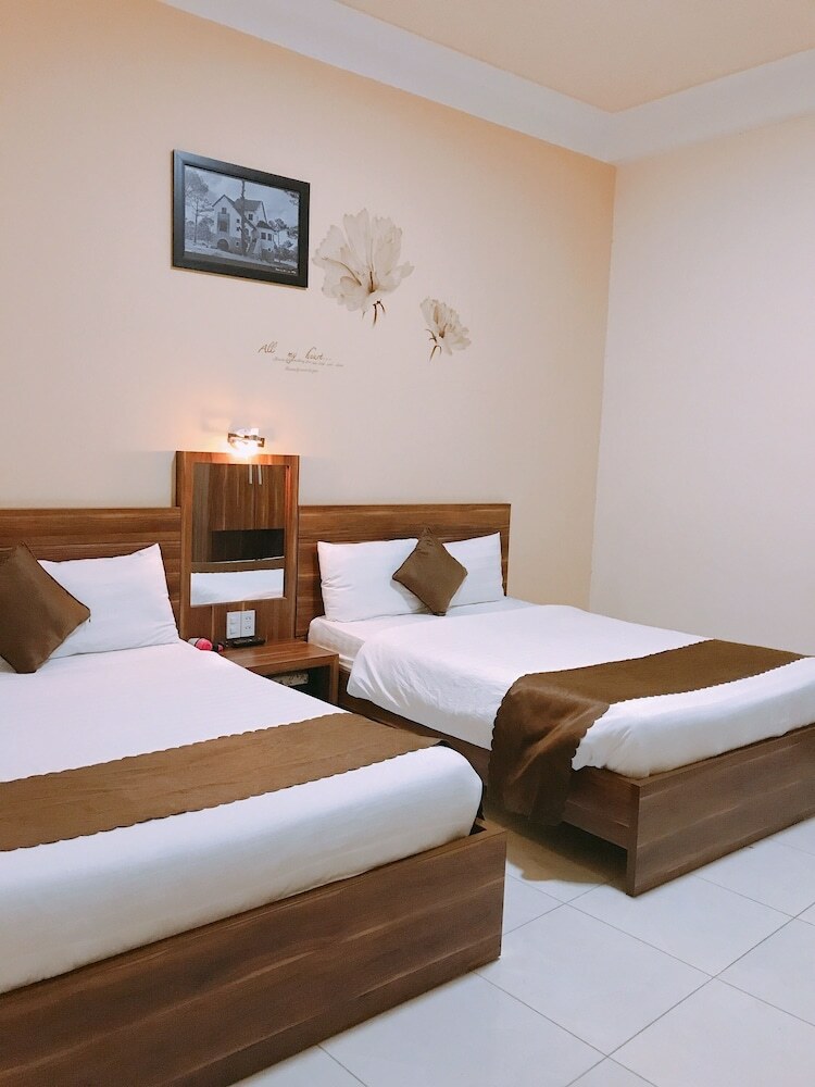 Hostal Dalat Doris Hotel