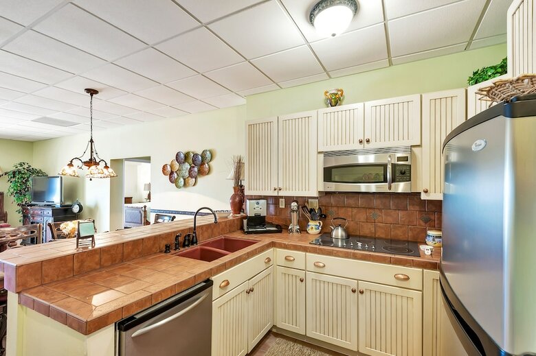 Sans Souci Unit 603 - Three Bedroom Condo
