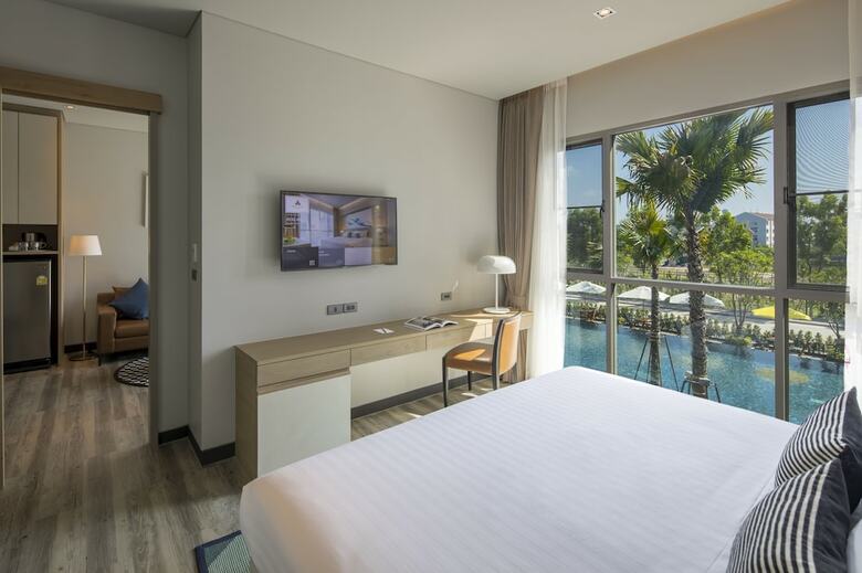 Hotel Grand Aisana Korat