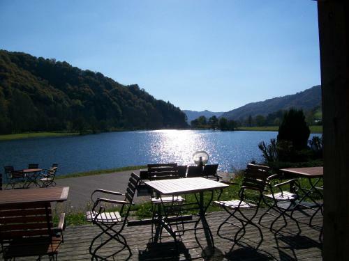 Les Roulottes Du Lac Des Graves