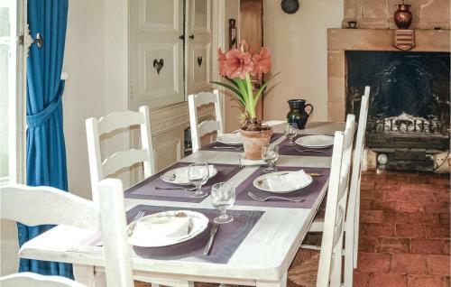 Holiday Home Mouterre-silly