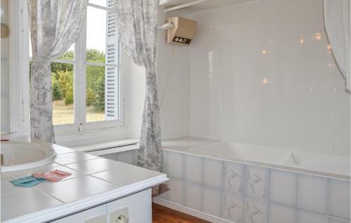 Holiday Home Mouterre-silly