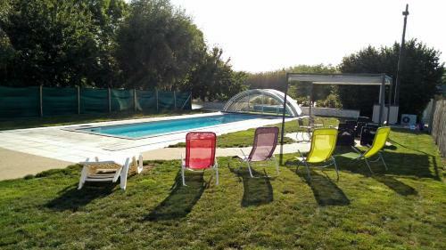 Hostal Chambre D'h�tes - La Rigaudi�re