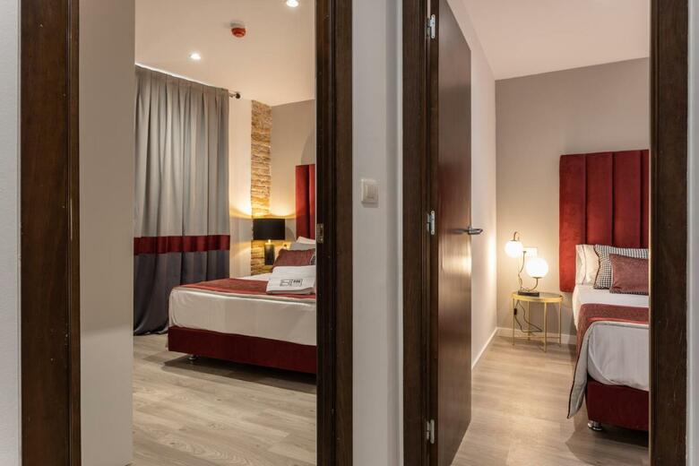 Apartamentos Bibo Suites Plaza Nueva