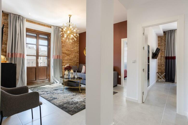 Apartamentos Bibo Suites Plaza Nueva