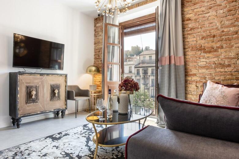 Apartamentos Bibo Suites Plaza Nueva