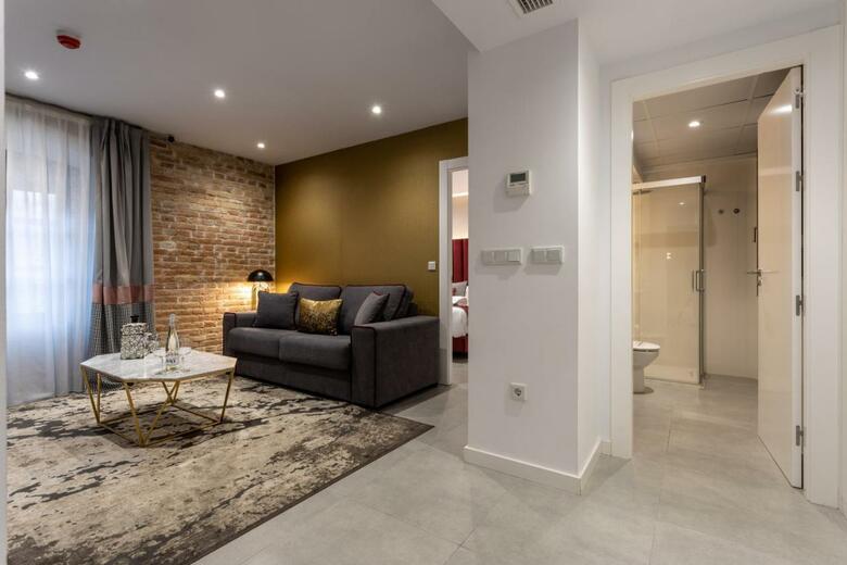 Apartamentos Bibo Suites Plaza Nueva