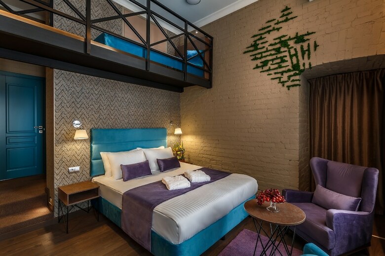 Mansilion Hotel