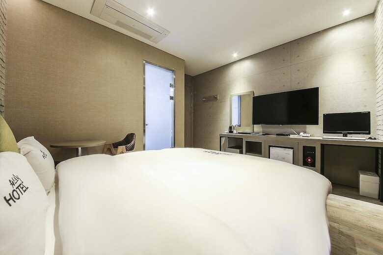 Paju Westhill Hotel