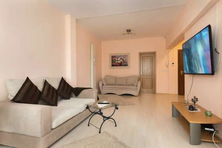 Fm Deluxe 1-bdr Apartment With Balcony - Awesome Tub