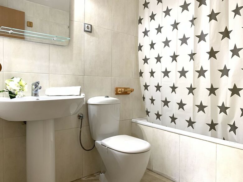 T&h Voramar Family Apartment