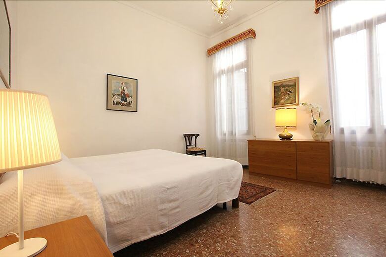 City Apartments - Malibran