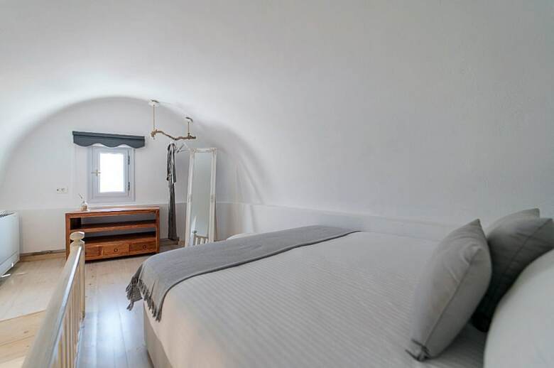 Apartamentos Akrotiri Cycladic Suites