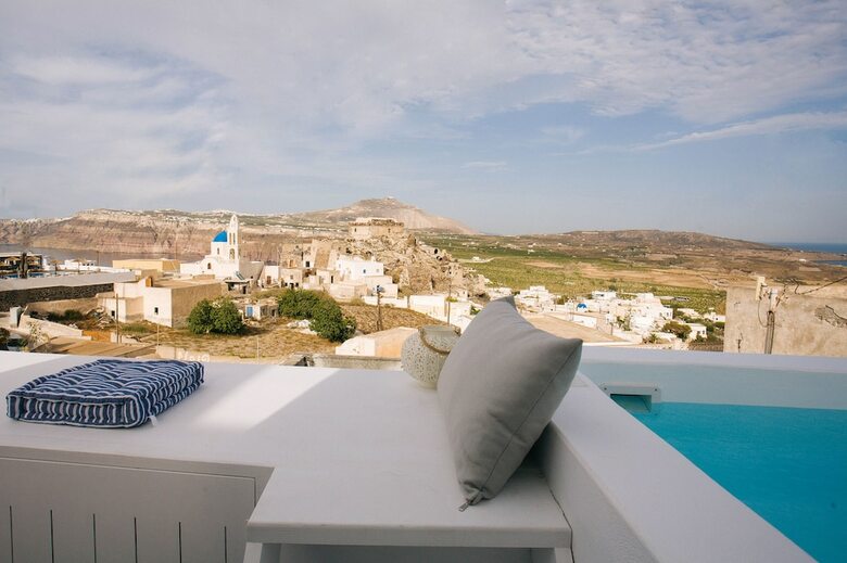 Apartamentos Akrotiri Cycladic Suites