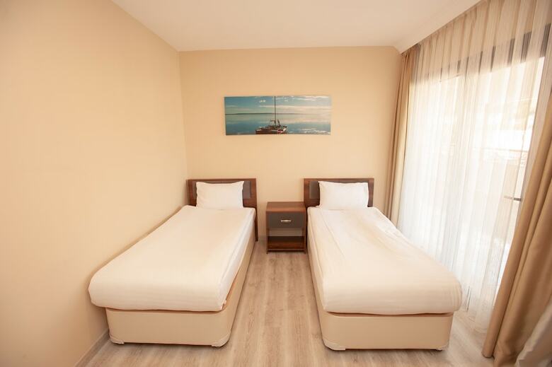 Empula Hotel & Residences