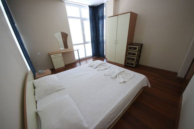 Aparthotel Menada Elit III Apartments