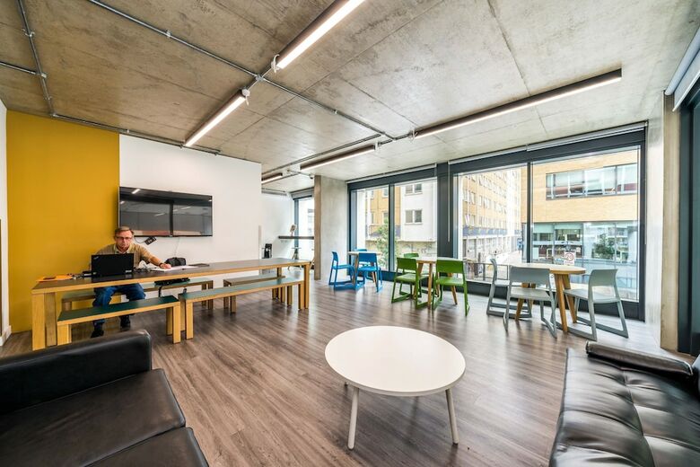 Hotel Hashtag Aldgate Campus Accommodation