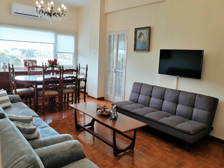 Sunny Apartment Larnaca