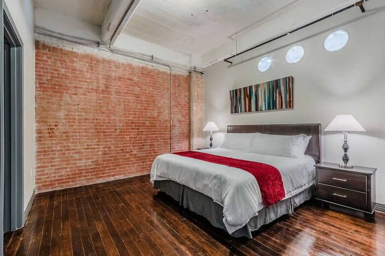 Regal Stays Corporate Condos - Downtown