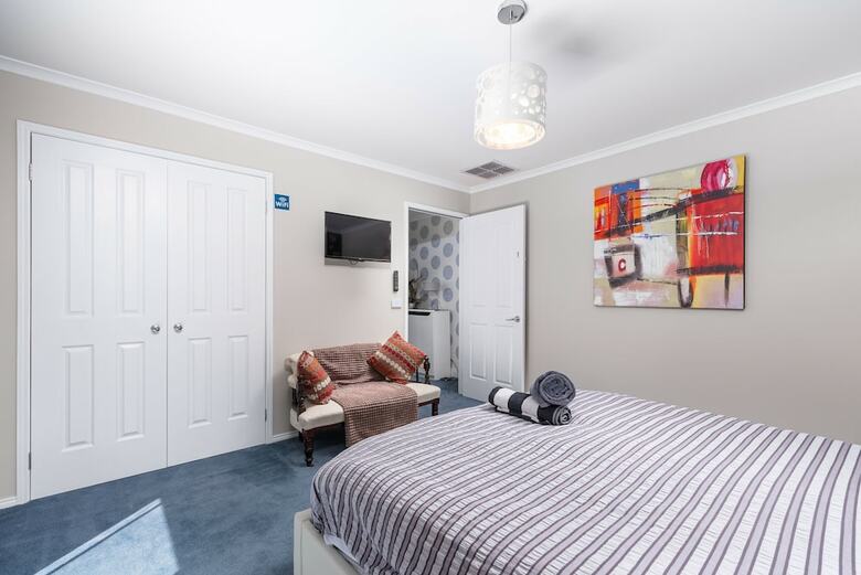 Essendon North B&B