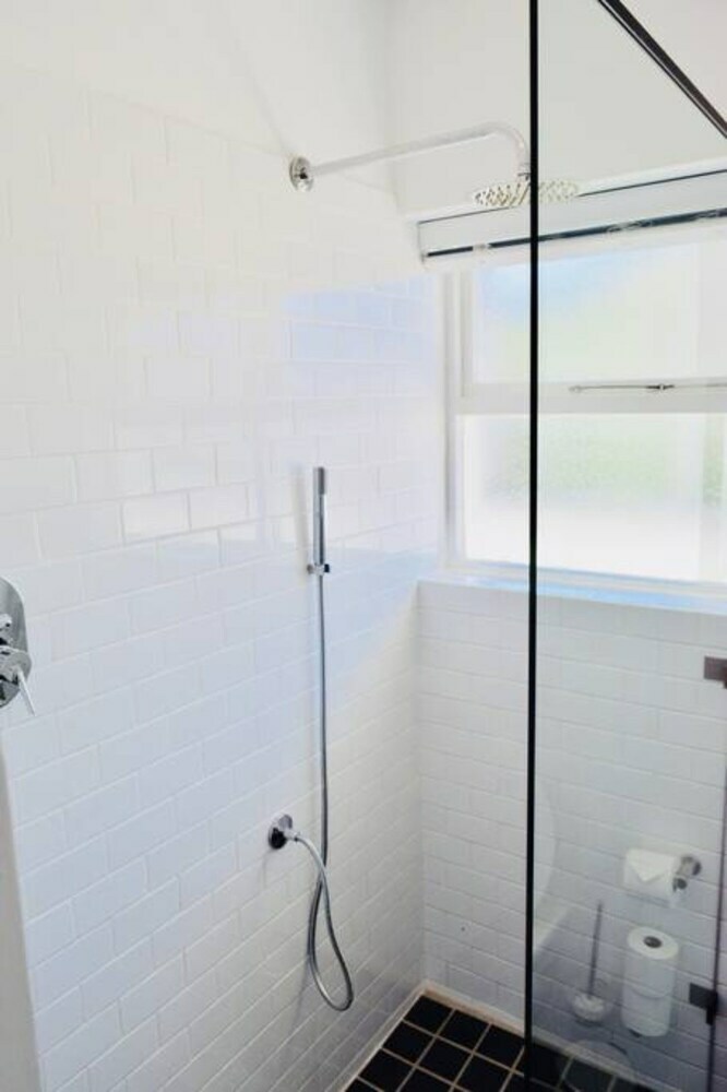 Studio Apartment In Green Point Cape Town