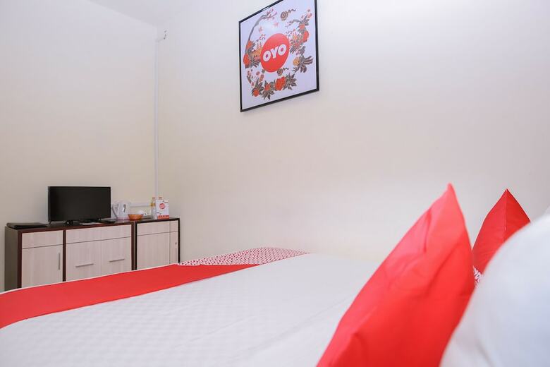 Oyo 854 Ub Caisar Hotel