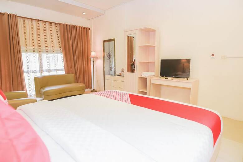 Oyo 854 Ub Caisar Hotel