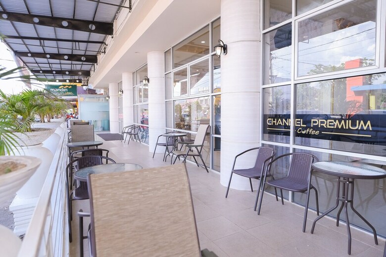 Oyo 854 Ub Caisar Hotel