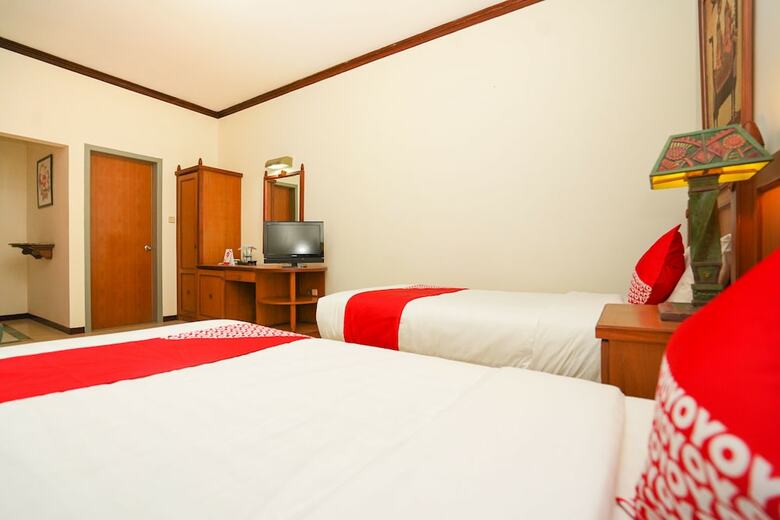 Hotel Oyo 751 Hoormoes House