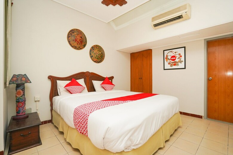 Hotel Oyo 751 Hoormoes House