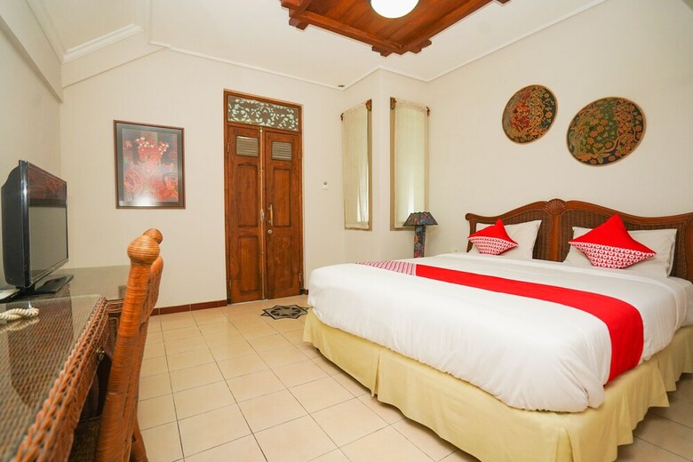 Hotel Oyo 751 Hoormoes House