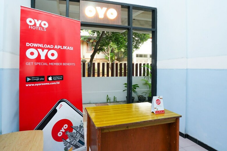 Hotel Oyo 662 Miracle Homestay Syariah
