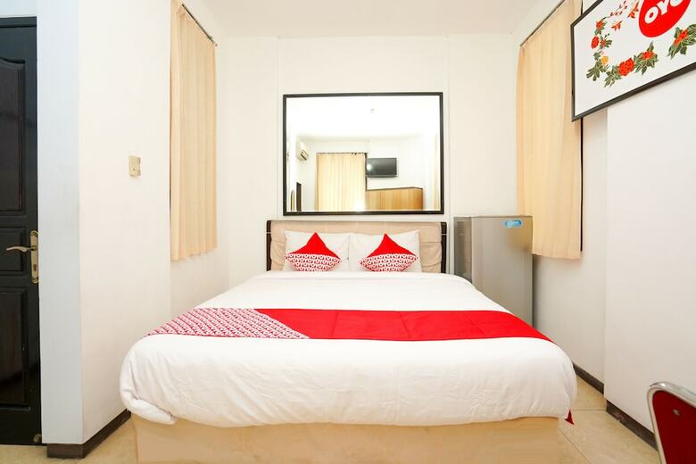 Hotel Oyo 662 Miracle Homestay Syariah