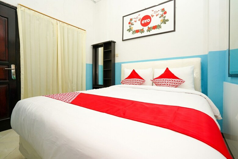 Hotel Oyo 662 Miracle Homestay Syariah