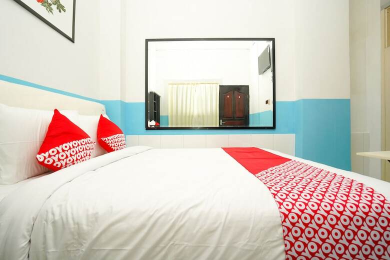 Hotel Oyo 662 Miracle Homestay Syariah